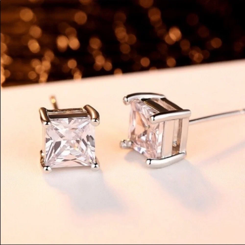 NEW 2.5 CT CUT SQUARE 925 STERLING SILVER EARRINGS, NICE EARRINGS, CUTE EARRINGS - Picture 3 of 3